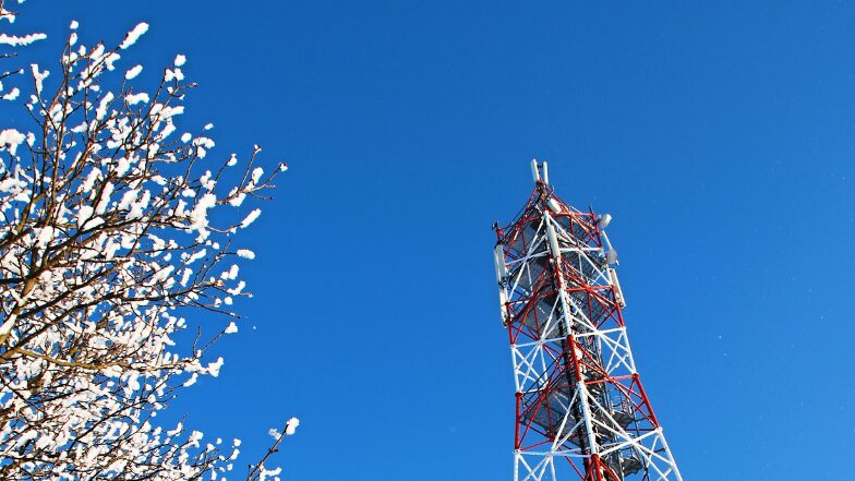 Na czym polega obsługa wież telekomunikacyjnych i masztów GSM?